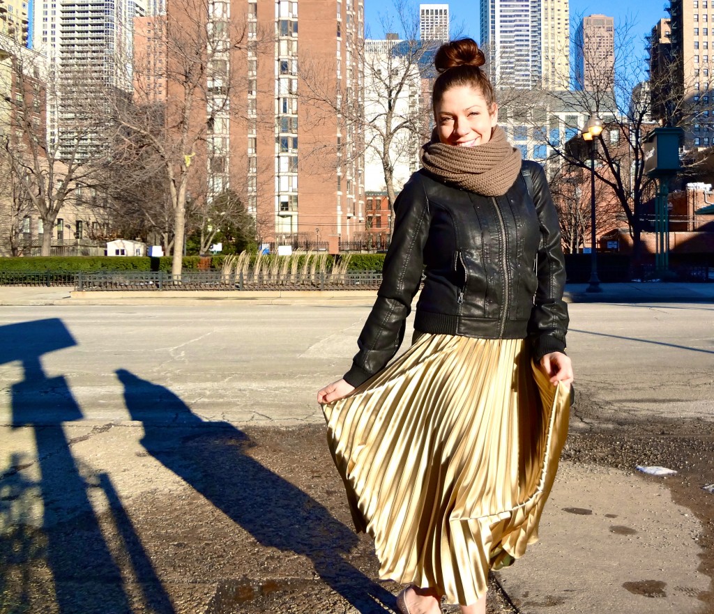 how to wear accordion pleats, accordion pleated skirt, pleated skirt, how to wear a pleated skirt, cynthia rowley bag, cynthia rowley satchel