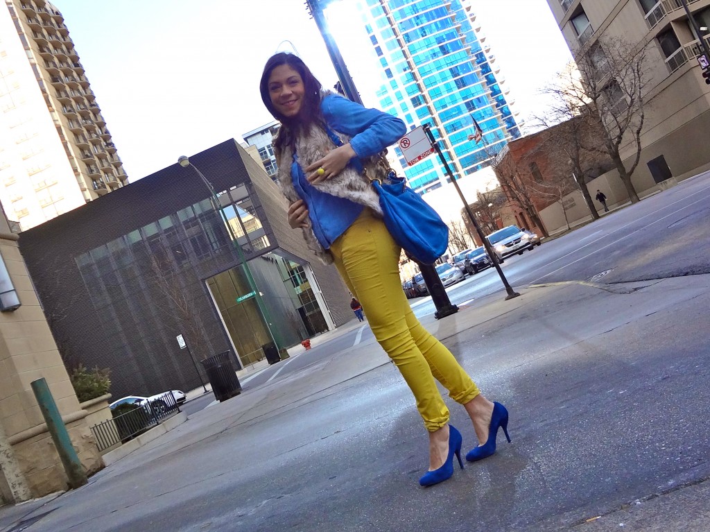 how to dress from summer to fall, summer to fall fashion, winter to spring fashion, how to dress from winter to spring, yellow jeans, how to wear yellow jeans, blue suede shoes, cobalt bag, yellow denim, faux fur vest, fur vest inspiration