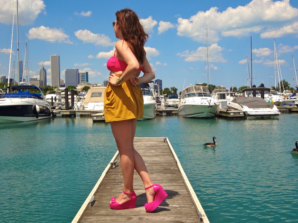 coral bathing suit, polka dot bathing suit, bow tie wedges, bowtie wedge sandals