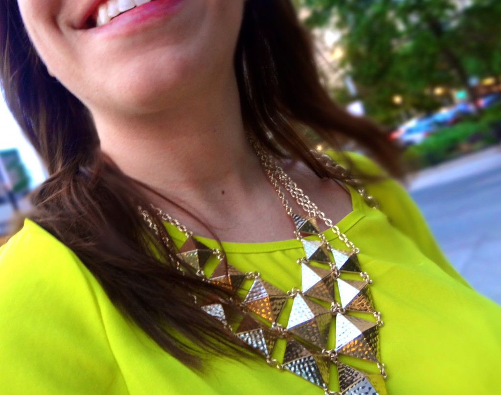 chicago style blogger, chicago fashion blogger, best chicago fashion blogs, neon blouse, neon top, zara fringe,