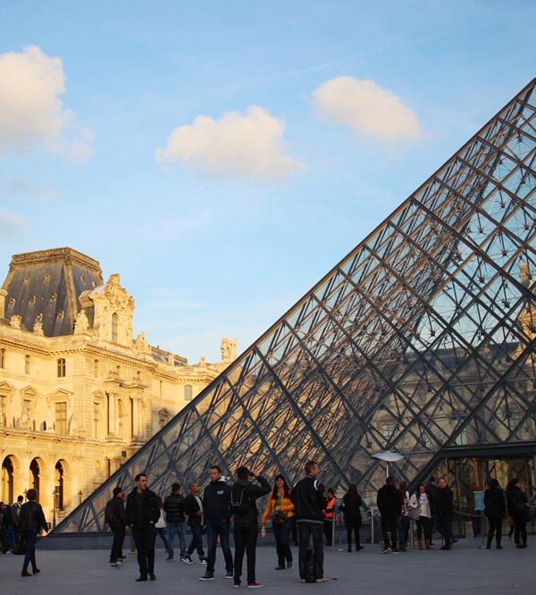 lourve-museum-in-paris