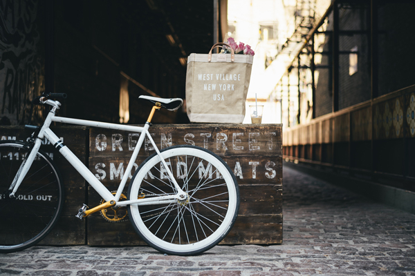 white-bike-nyc-apolis-market-tote