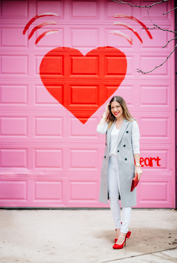 wearing-white-jeans-for-valentine's-day